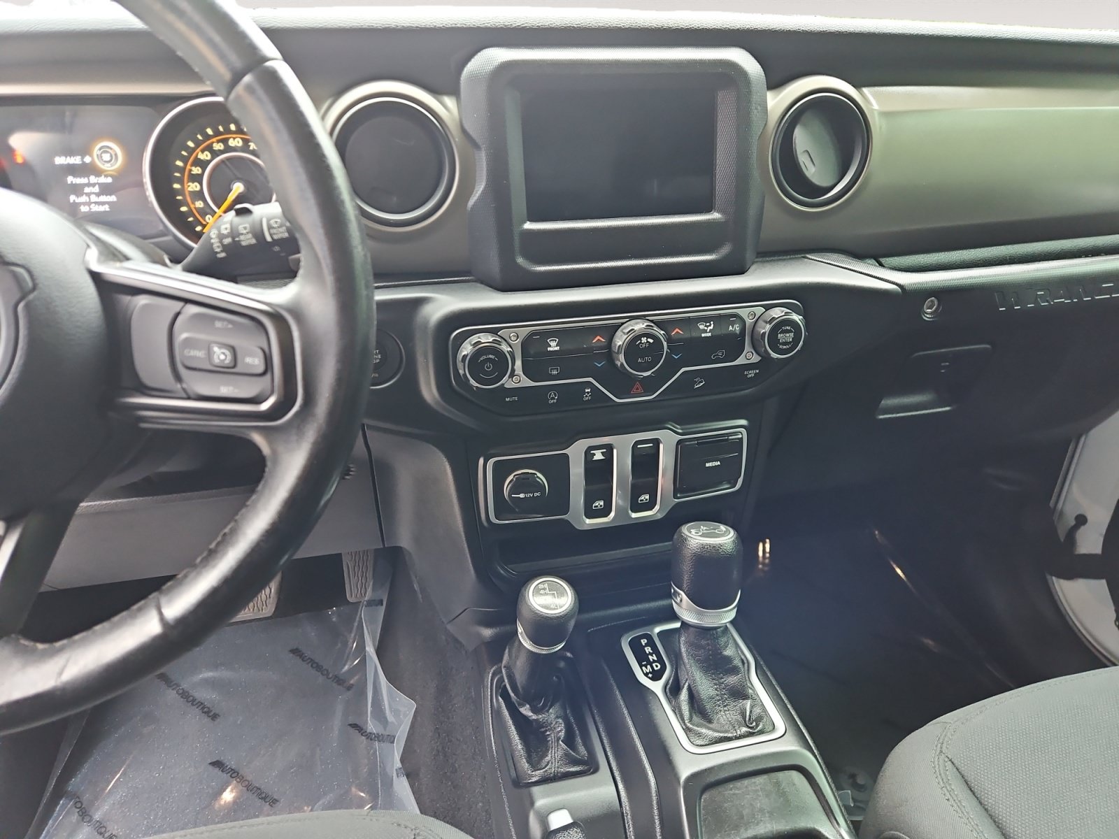Used 2018 Jeep Wrangler Sport AWD/4WD image 11