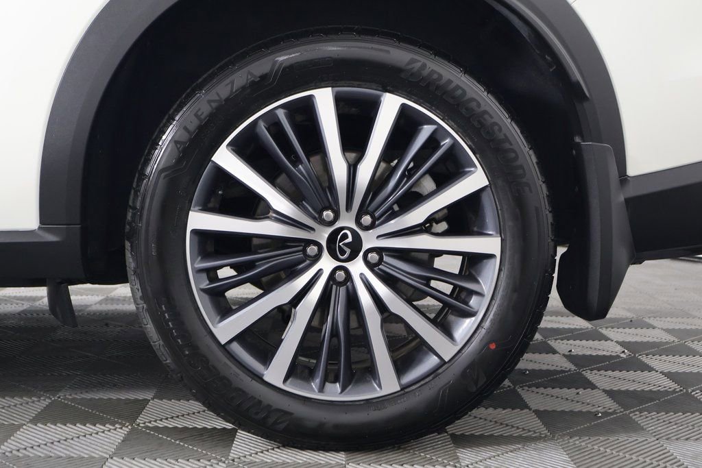 Used 2023 INFINITI QX60 Sensory w/ Vision Package image 17