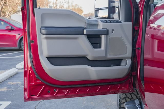 Used 2021 Ford F250 XLT w/ XLT Premium Package AWD/4WD image 22