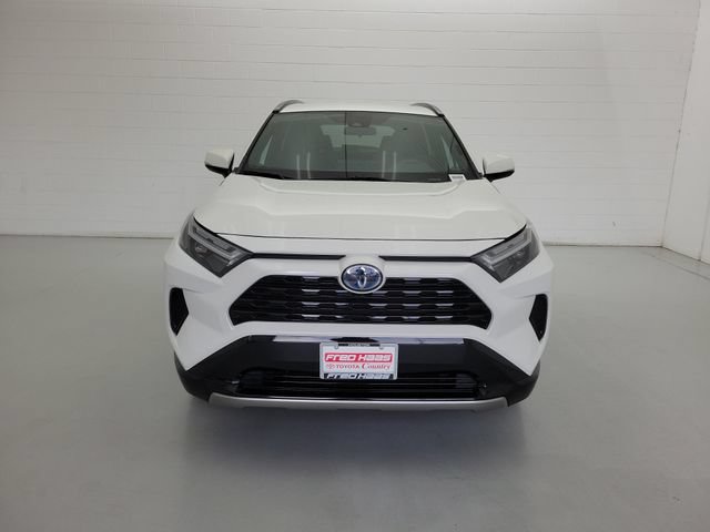 Used 2022 Toyota RAV4 SE AWD/4WD image 3