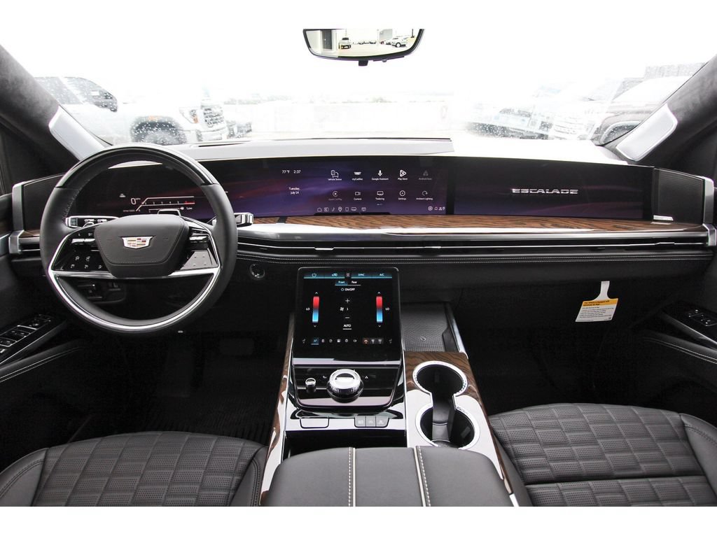 New 2026 Cadillac Escalade Platinum Sport w/ LPO, ONYX Package AWD/4WD image 9