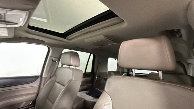 Used 2016 GMC Yukon SLT w/ Open Road Package AWD/4WD image 13