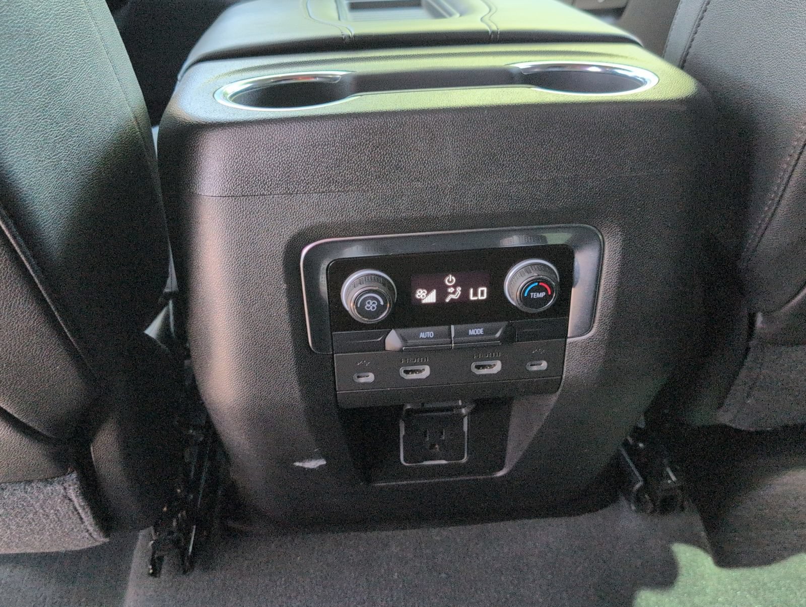 Used 2021 Chevrolet Tahoe Z71 w/ Rear Media and Nav Package AWD/4WD image 16