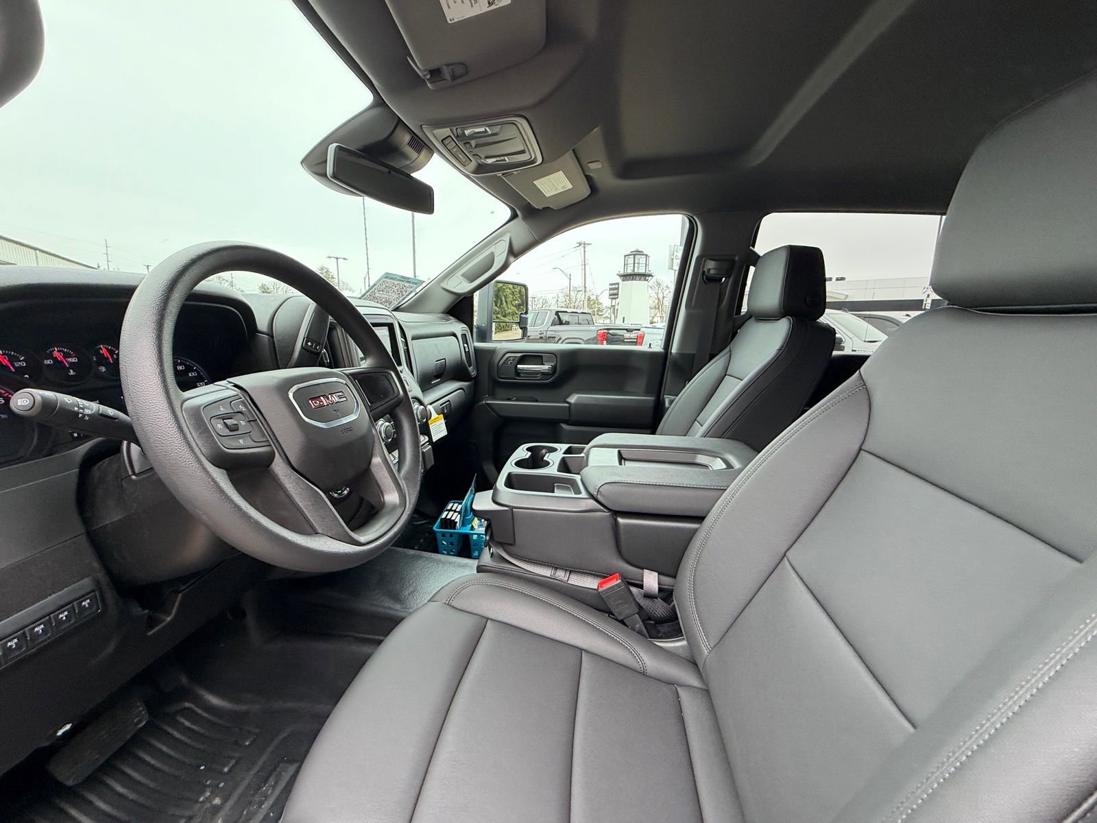 New 2026 GMC Sierra 2500 Pro w/ Convenience Package image 4