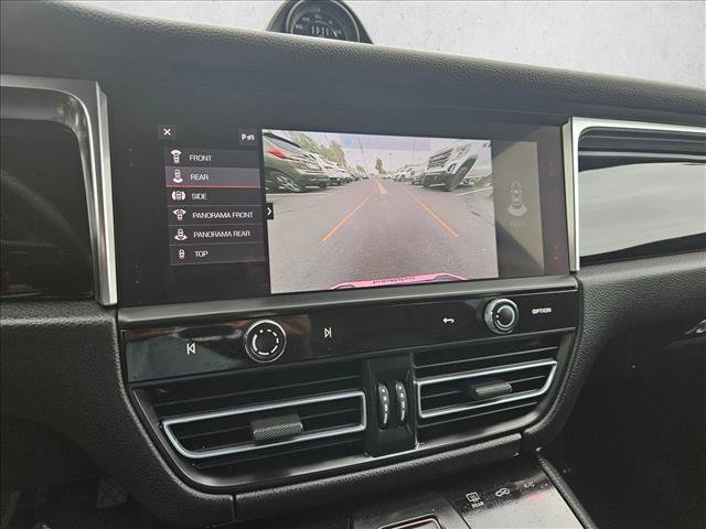 Used 2023 Porsche Macan S AWD/4WD image 14