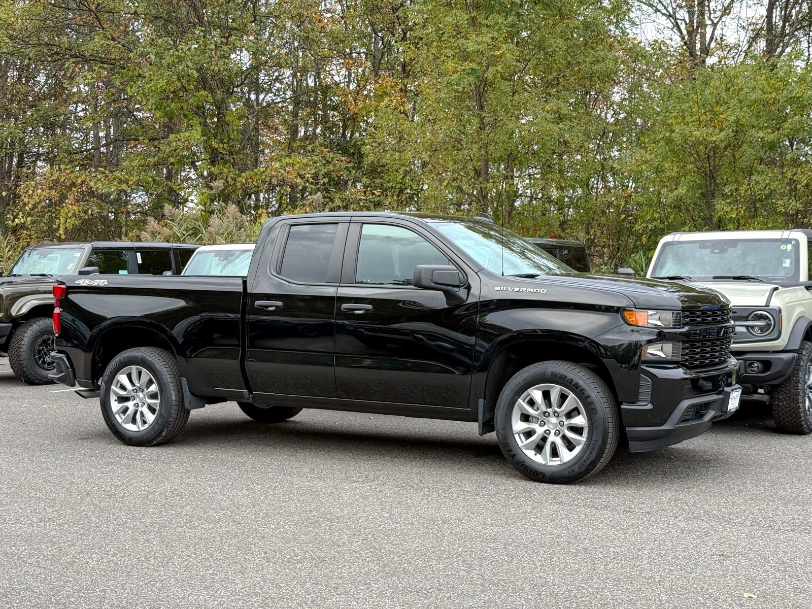 Used 2022 Chevrolet Silverado 1500 Custom