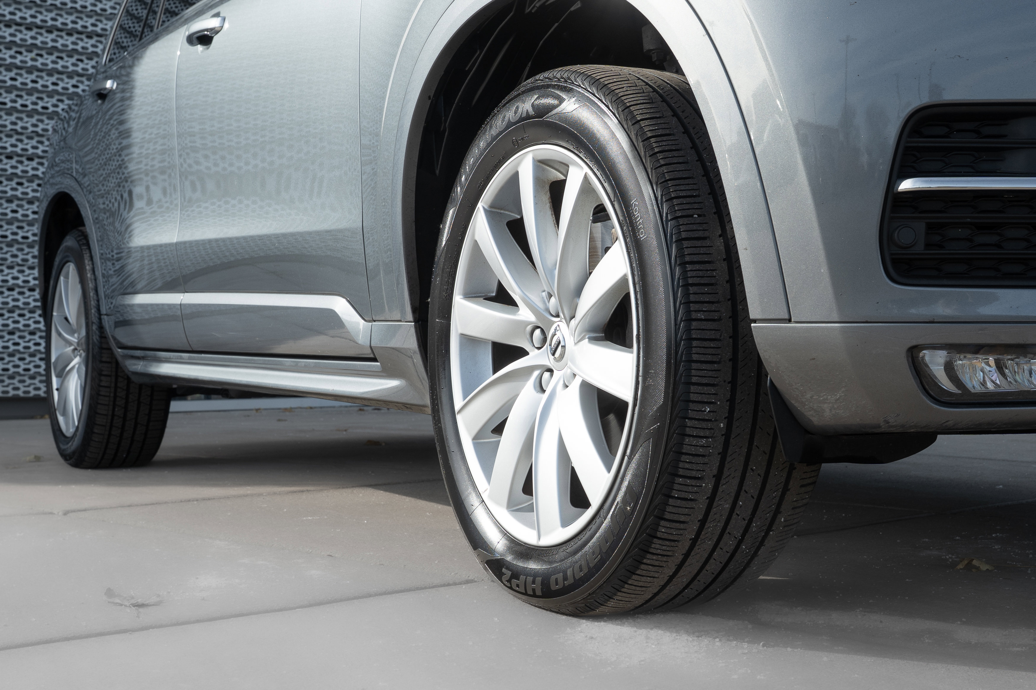 Used 2019 Volvo XC90 T6 Momentum image 34