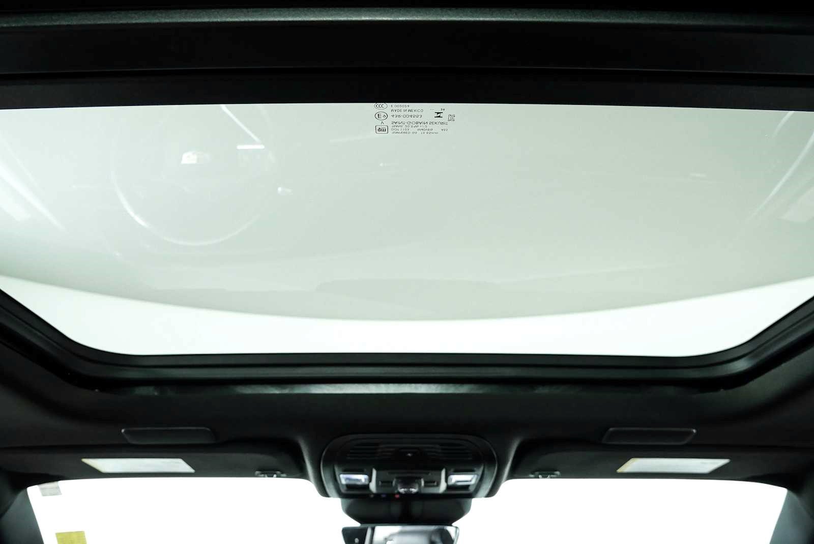 Certified 2024 Cadillac Escalade Sport AWD/4WD image 27