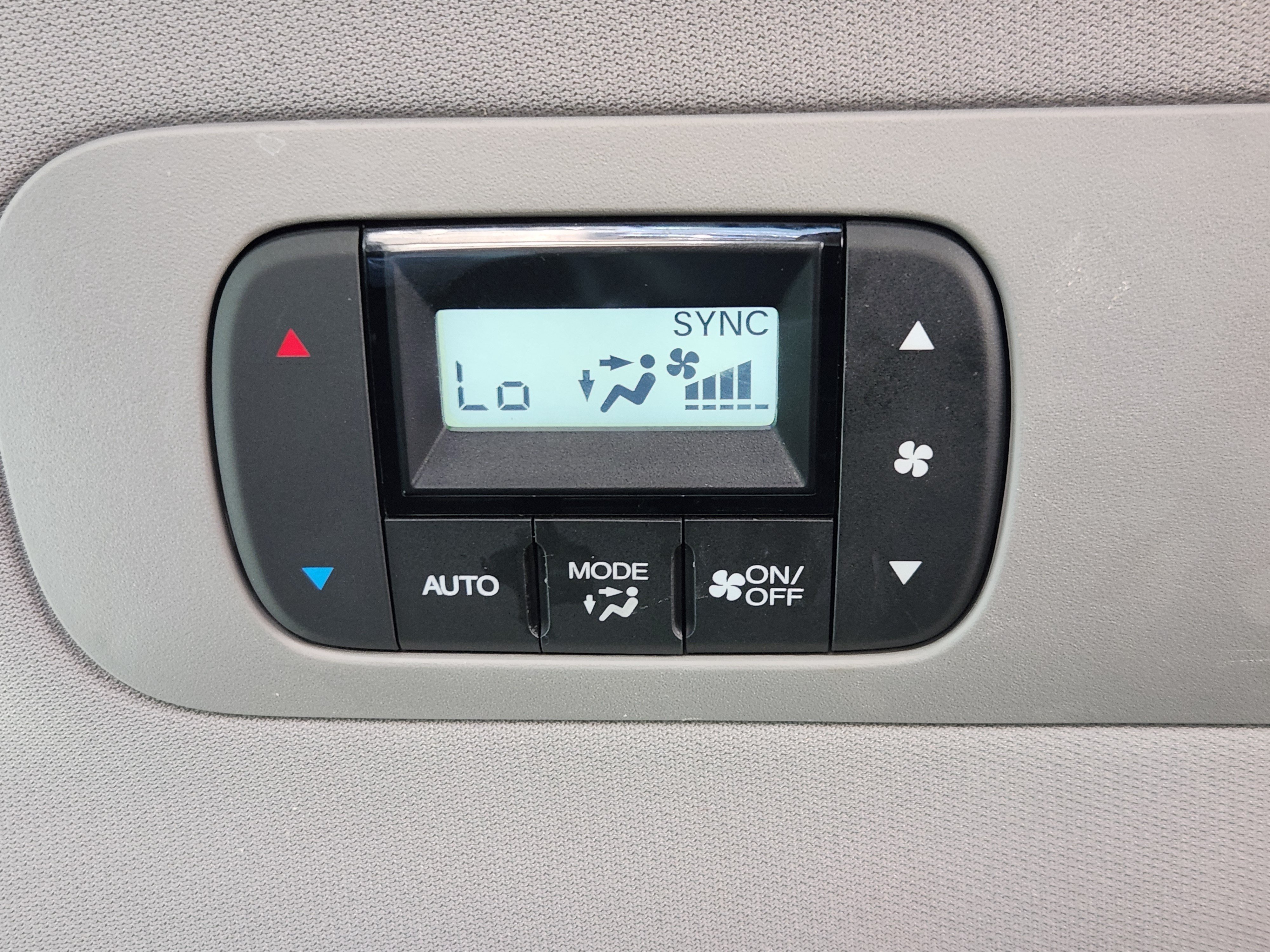 Certified 2021 Honda Odyssey Touring image 24