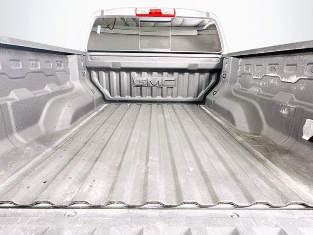 Used 2024 GMC Canyon AT4 w/ Technology Package AWD/4WD image 26