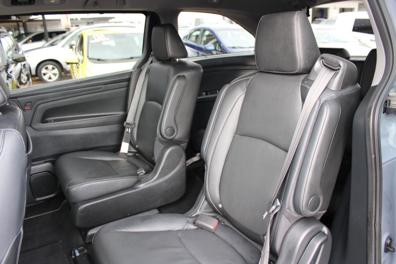 Used 2023 Honda Odyssey Touring image 15