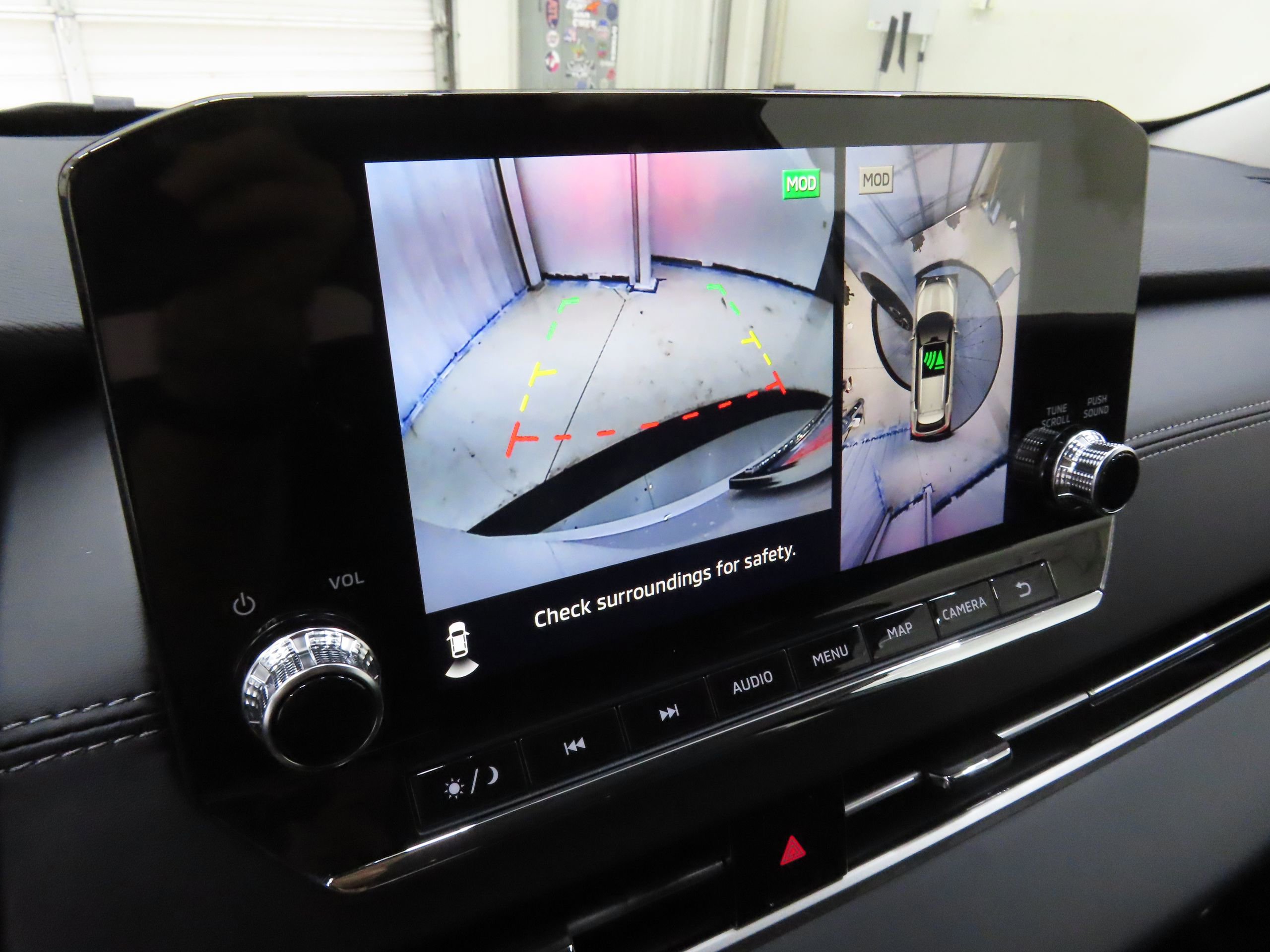 New 2025 Mitsubishi Outlander SE image 16