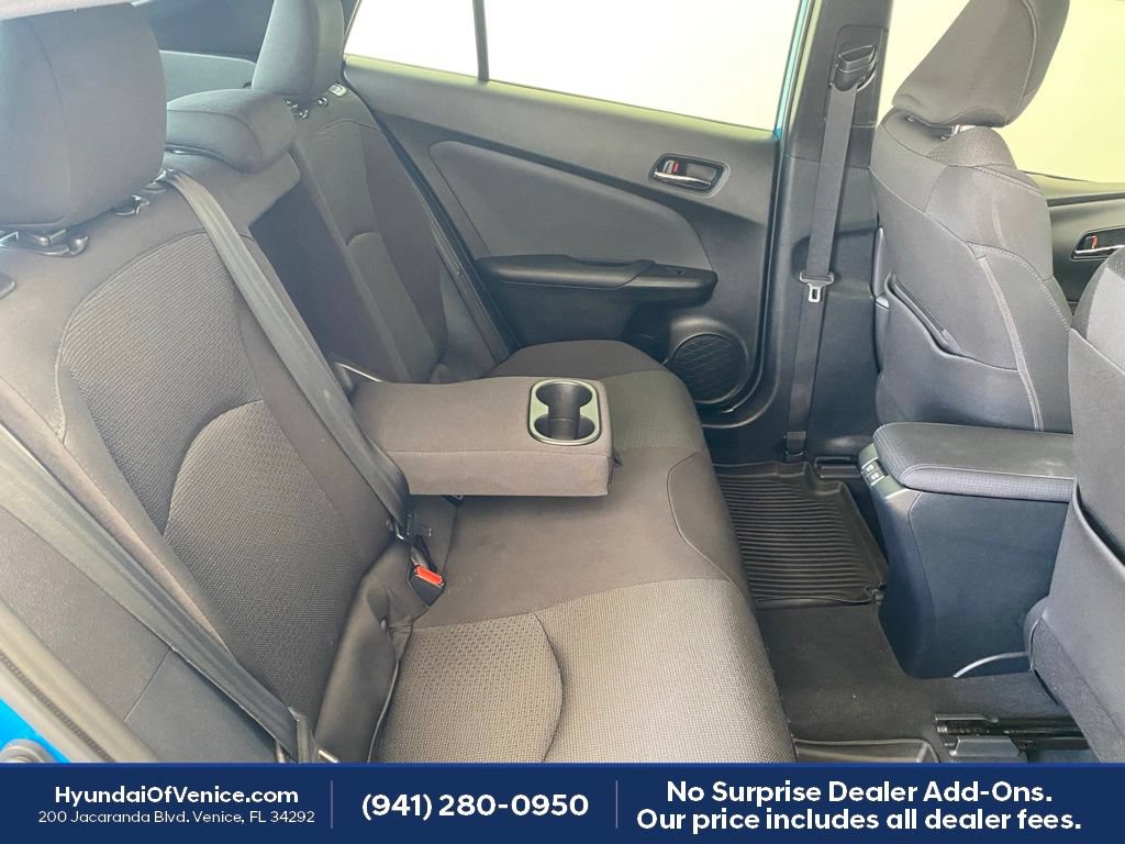 Used 2022 Toyota Prius LE FWD image 28
