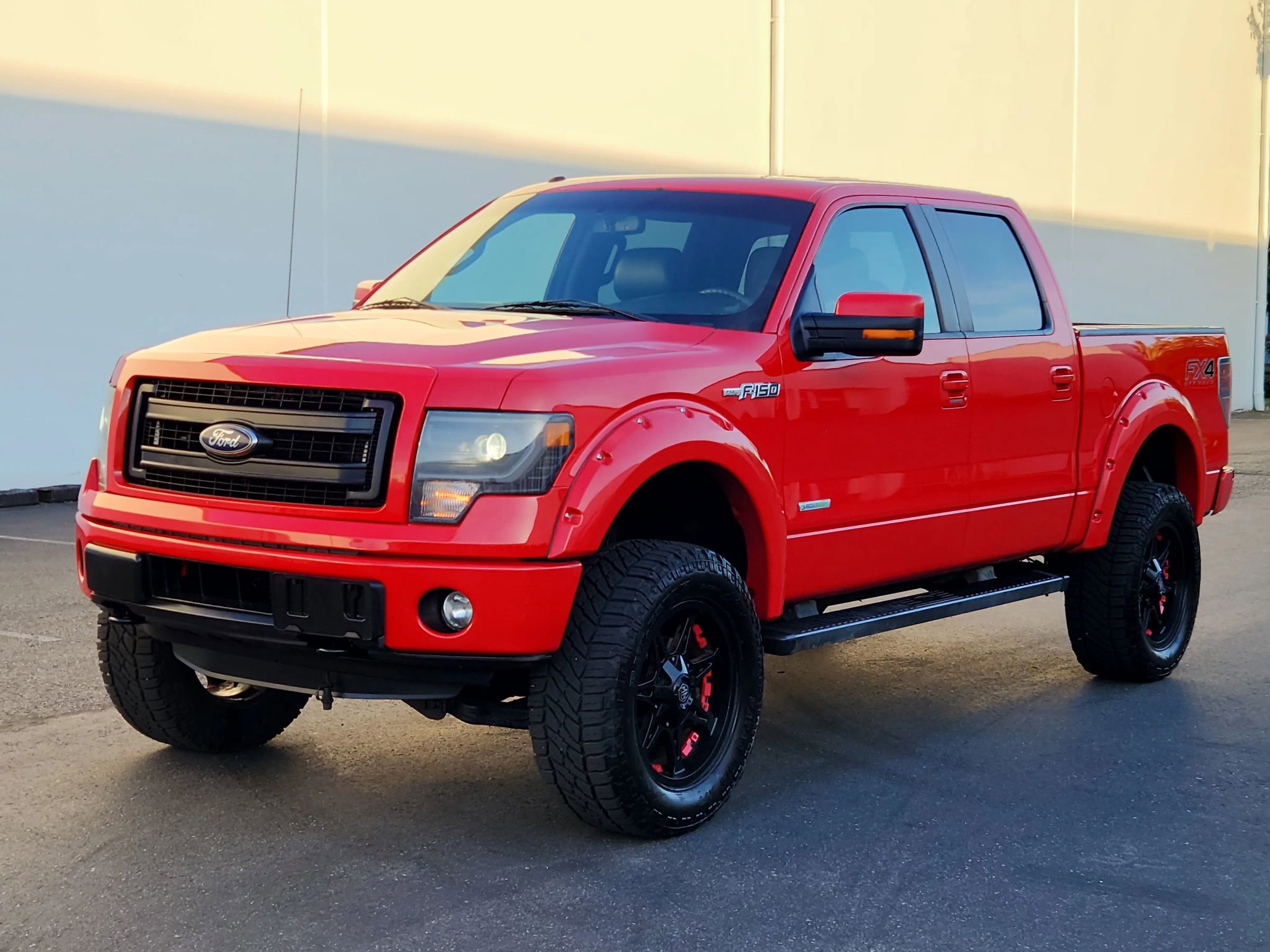 Used 2014 Ford F150 FX4 w/ Equipment Group 402A Luxury AWD/4WD image 1