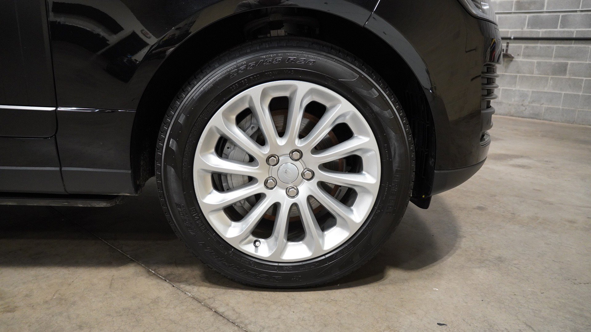 Used 2022 Land Rover Range Rover image 16