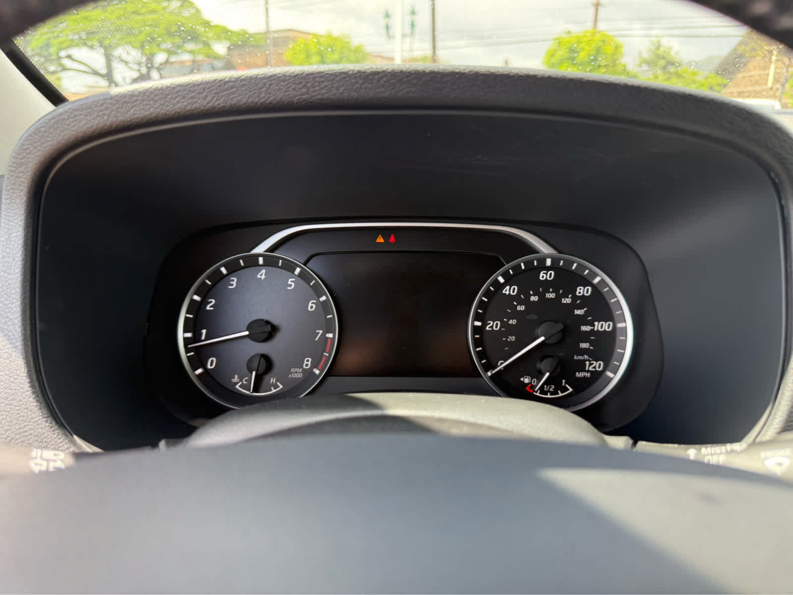 Used 2024 Nissan Frontier SL w/ Technology Package AWD/4WD image 7