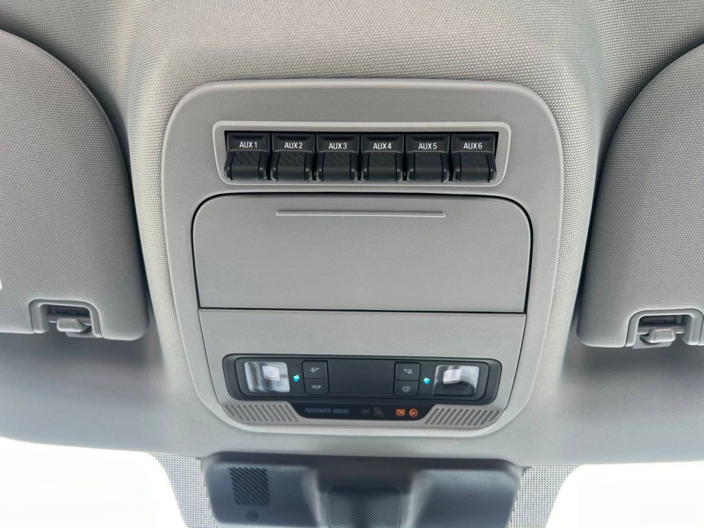 New 2025 Ford F550 4x4 Regular Cab Super Duty w/ XL Chrome Package image 19