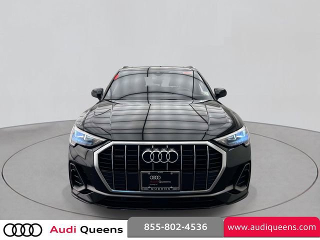 Used 2022 Audi Q3 2.0T Premium AWD/4WD image 2