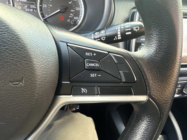 Used 2022 Nissan Kicks S image 27