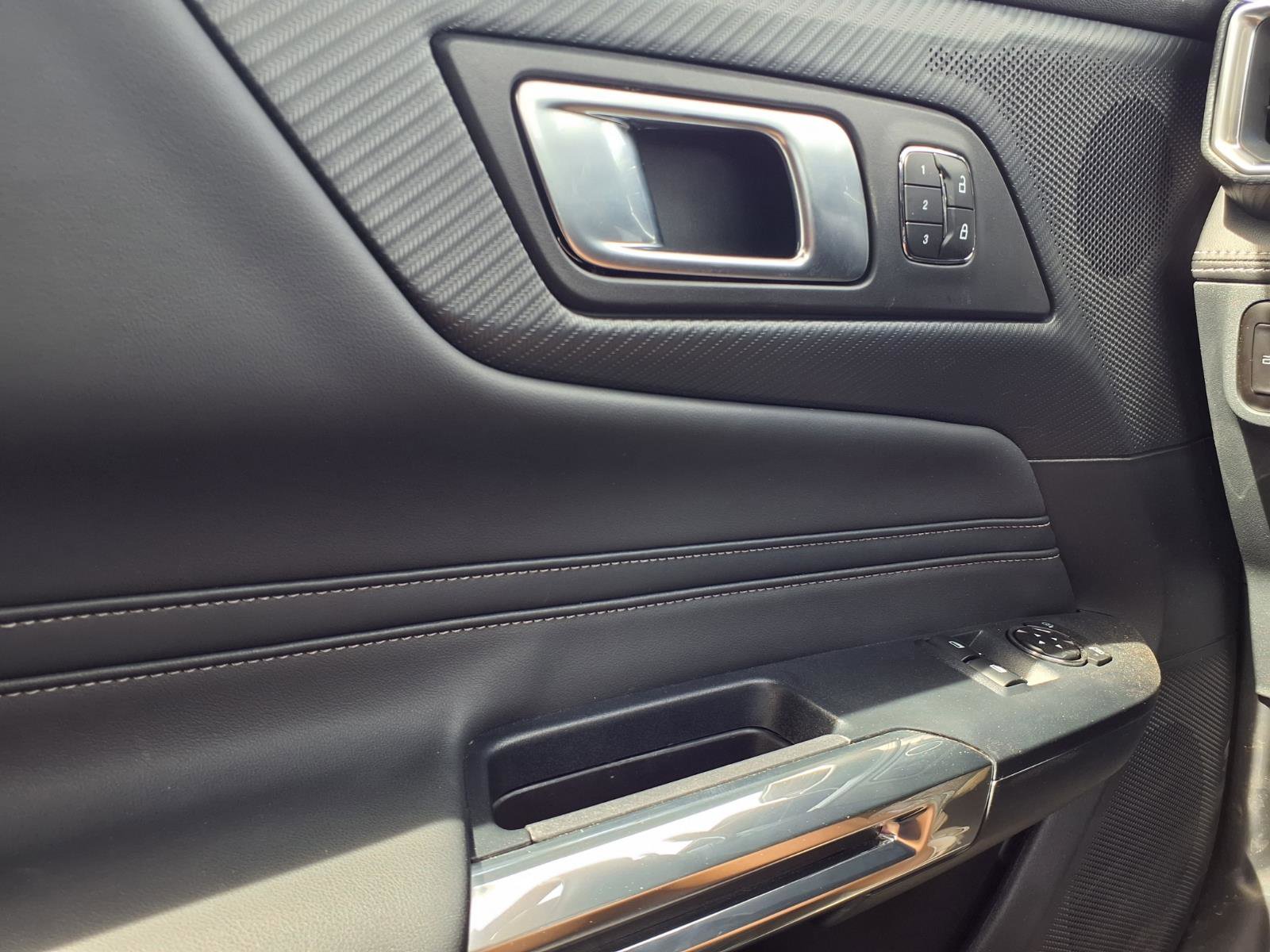 Used 2025 Ford Mustang GT Premium RWD image 19