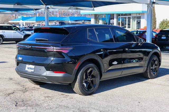 New 2026 Chevrolet Equinox EV LT image 3