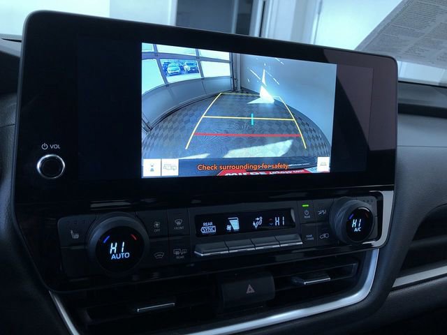 Used 2025 Toyota Grand Highlander AWD image 29