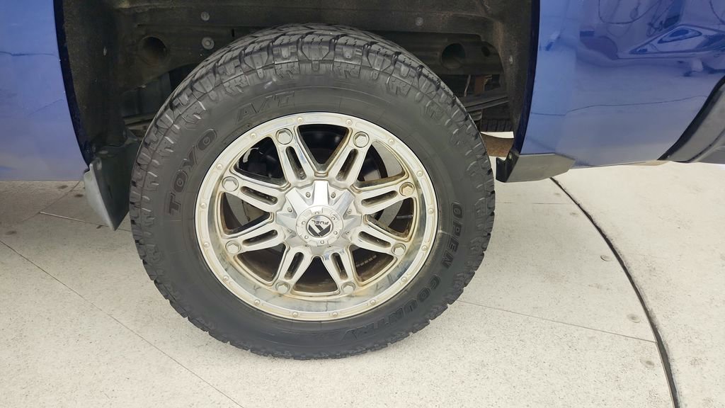 Used 2017 Chevrolet Silverado 1500 LTZ Z71 w/ LTZ Plus Package image 28