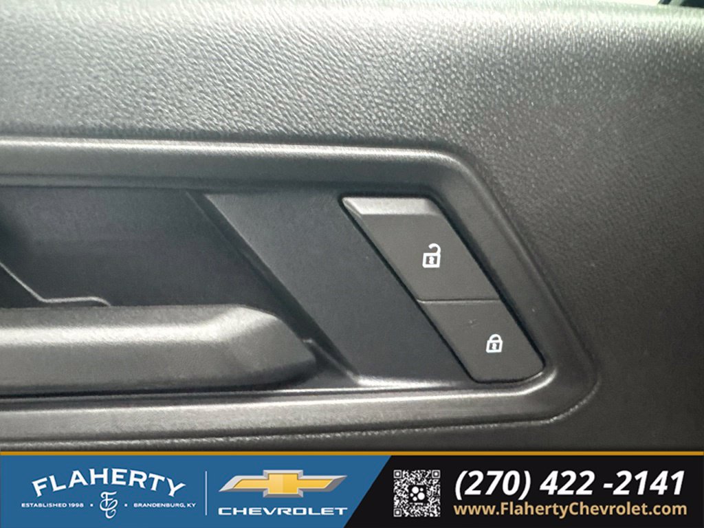 Used 2025 Chevrolet Colorado W/T w/ Advanced Trailering Package AWD/4WD image 19