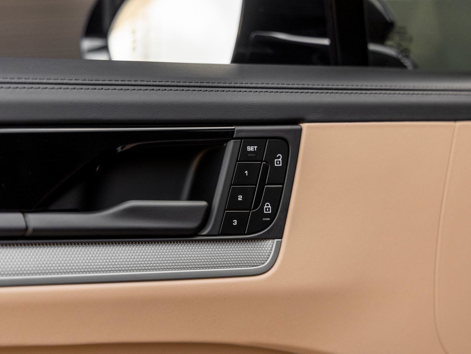 New 2026 Porsche Cayenne S AWD/4WD image 21