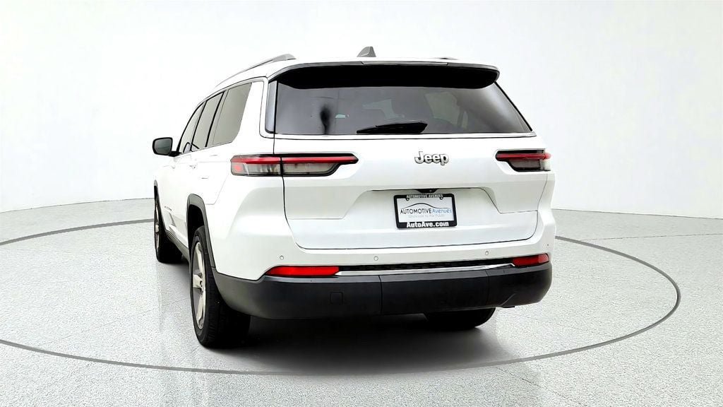 Used 2022 Jeep Grand Cherokee L Limited AWD/4WD image 6