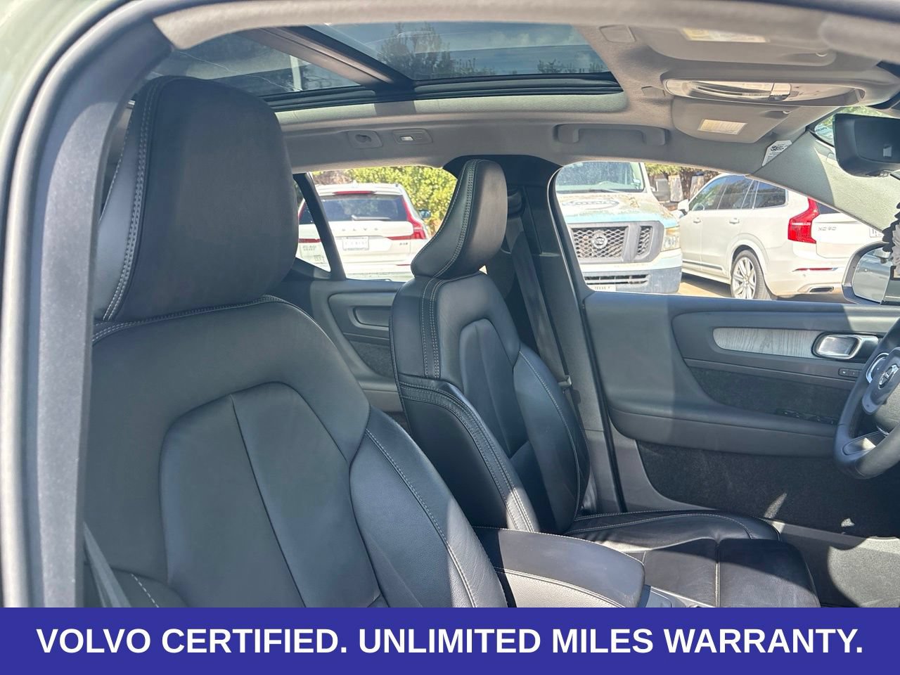 Certified 2023 Volvo XC40 B5 Plus w/ Driver Assist Package AWD/4WD image 15