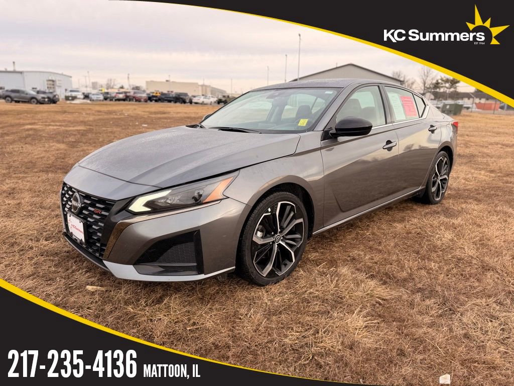 Used 2025 Nissan Altima 2.5 SR image 1