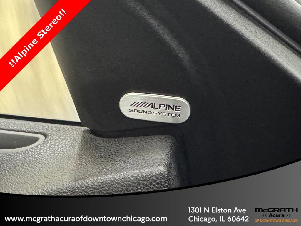 Used 2015 Chrysler 300 C image 13