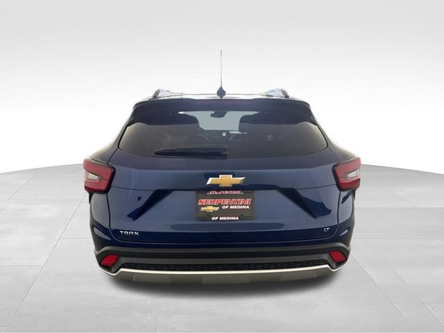 Used 2024 Chevrolet Trax LT FWD image 7