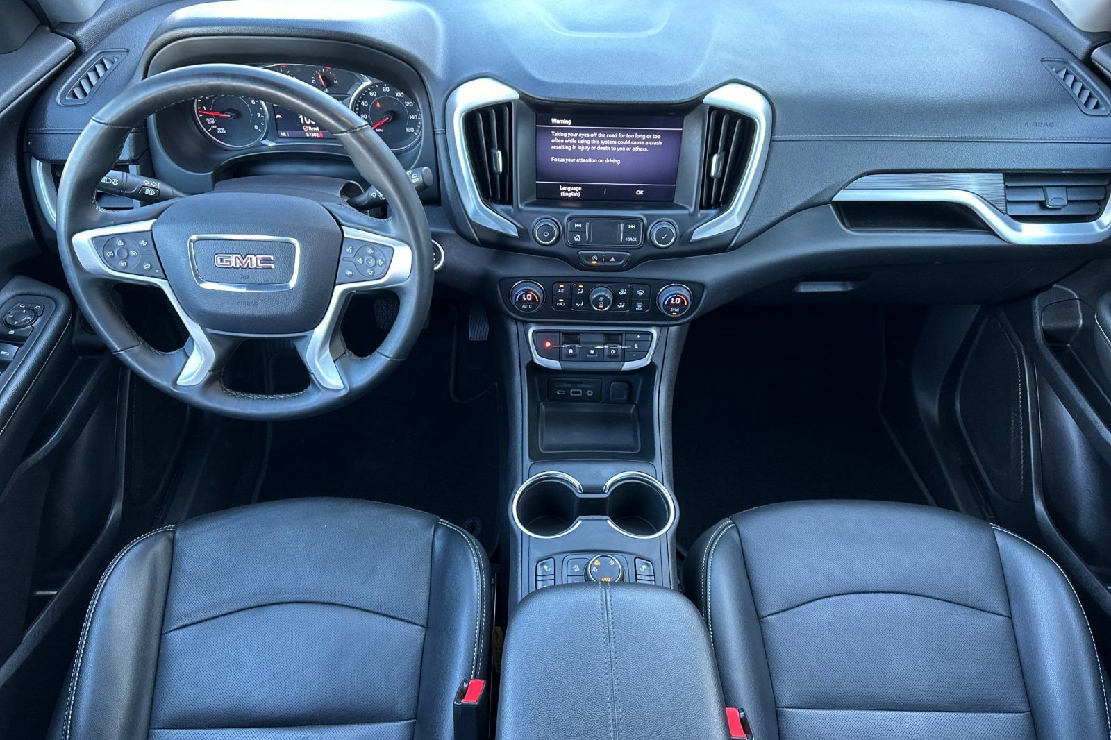 Used 2024 GMC Terrain SLT image 14