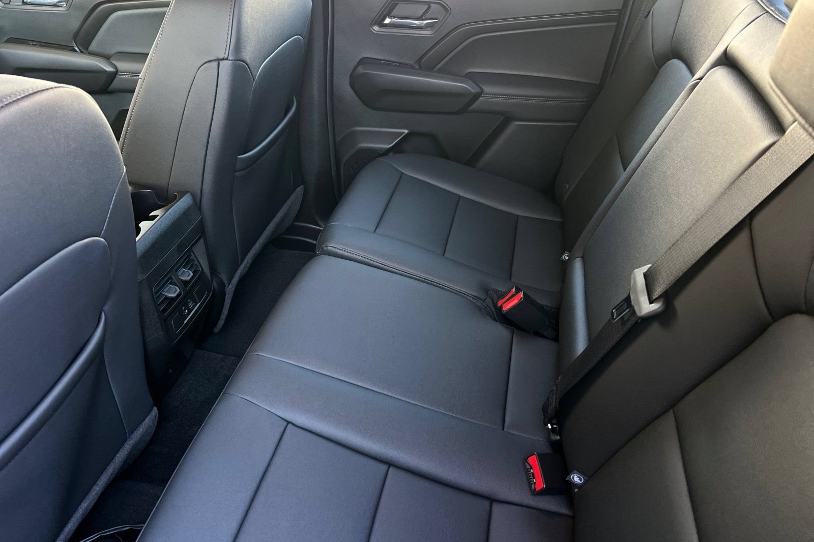 New 2026 GMC Canyon Elevation w/ Convenience Package RWD image 10