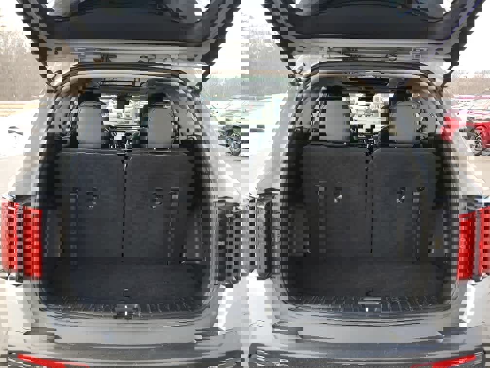 Used 2023 Kia Sorento SX Prestige image 10