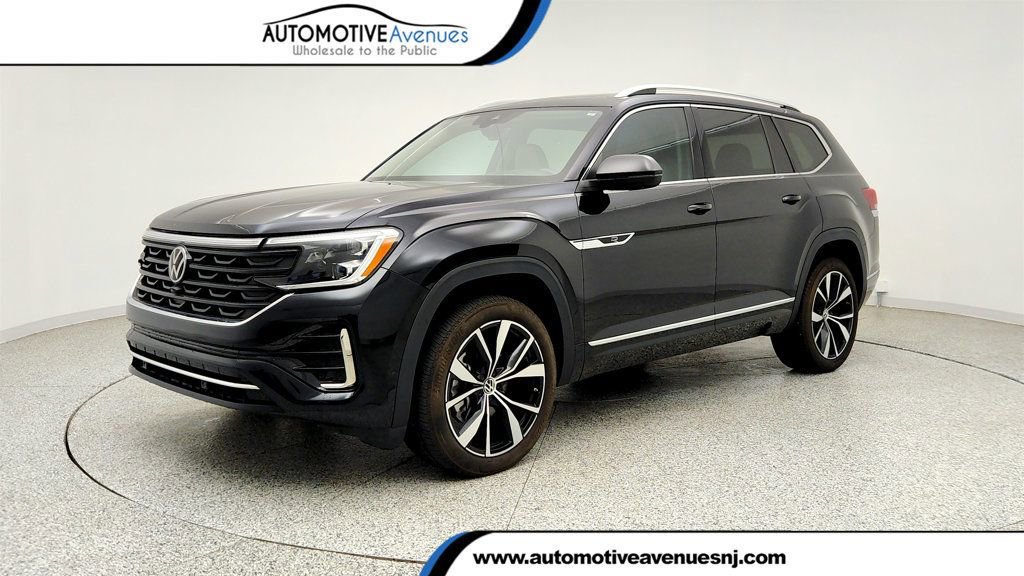 Used 2024 Volkswagen Atlas SEL Premium R-Line