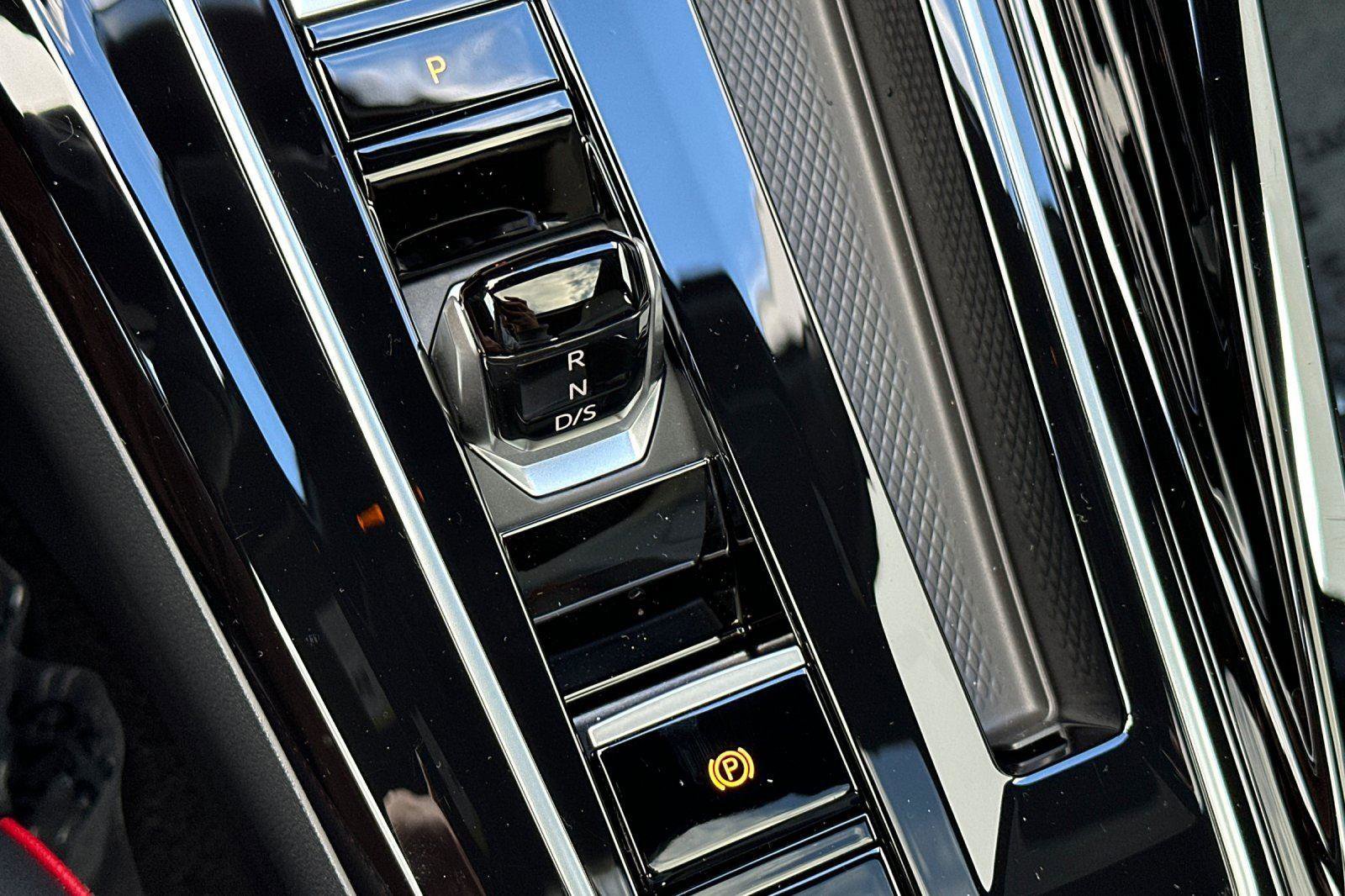 New 2026 Volkswagen GTI SE image 21