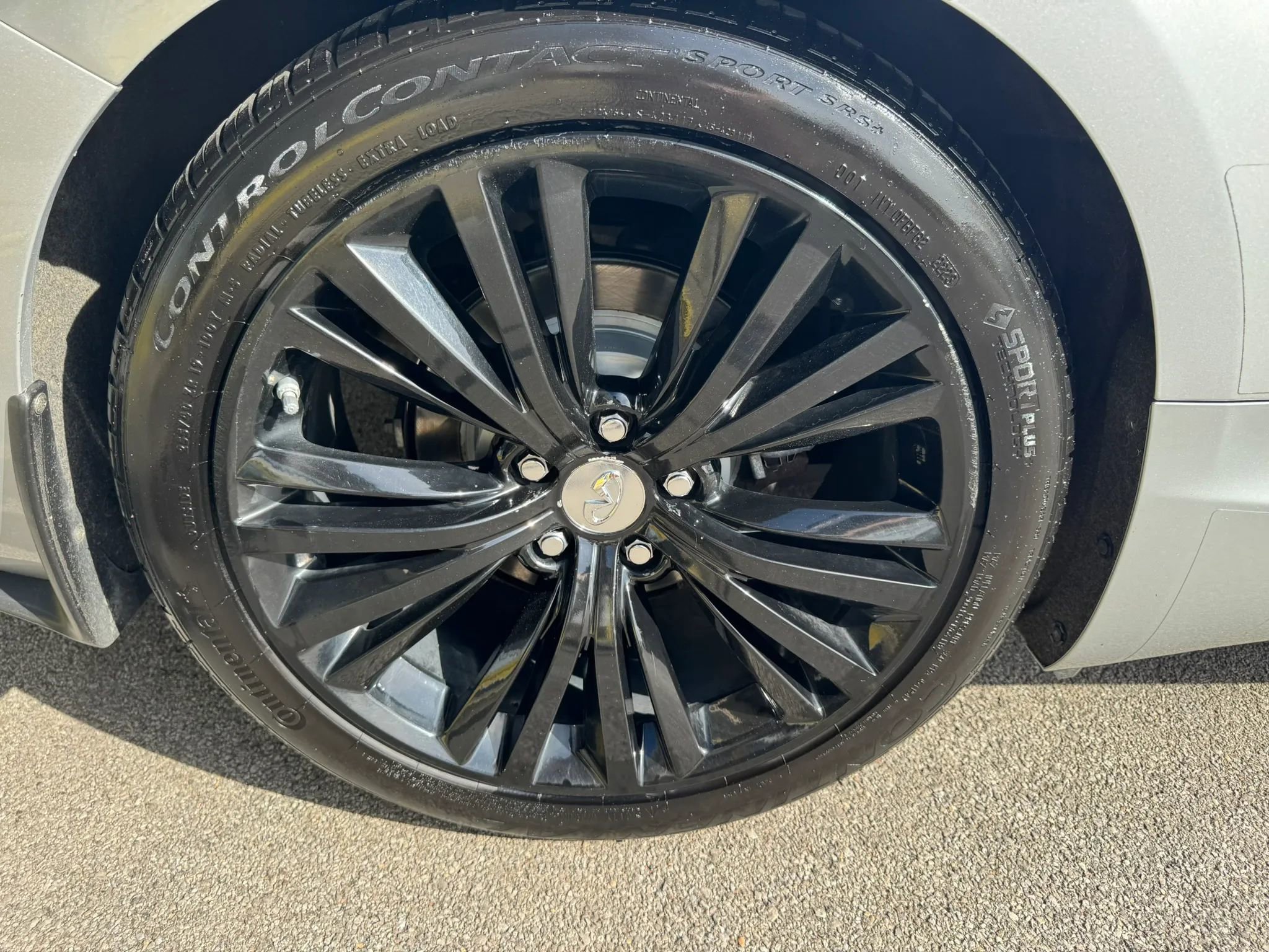 Used 2017 INFINITI Q60 3.0t w/ Premium Plus Package 3.0T AWD/4WD image 25