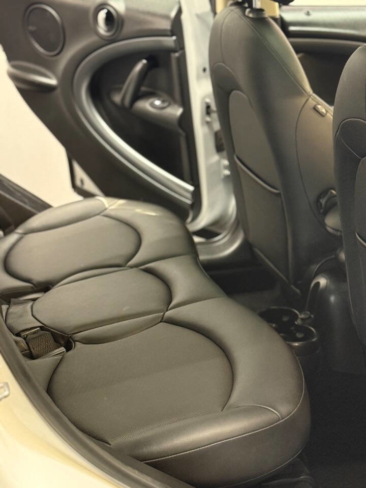 Used 2014 MINI Cooper Countryman S w/ Premium Package image 11