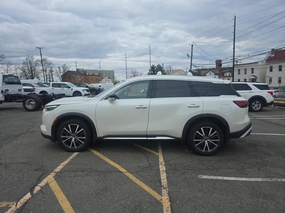 Certified 2023 INFINITI QX60 Sensory w/ Cargo Package image 2