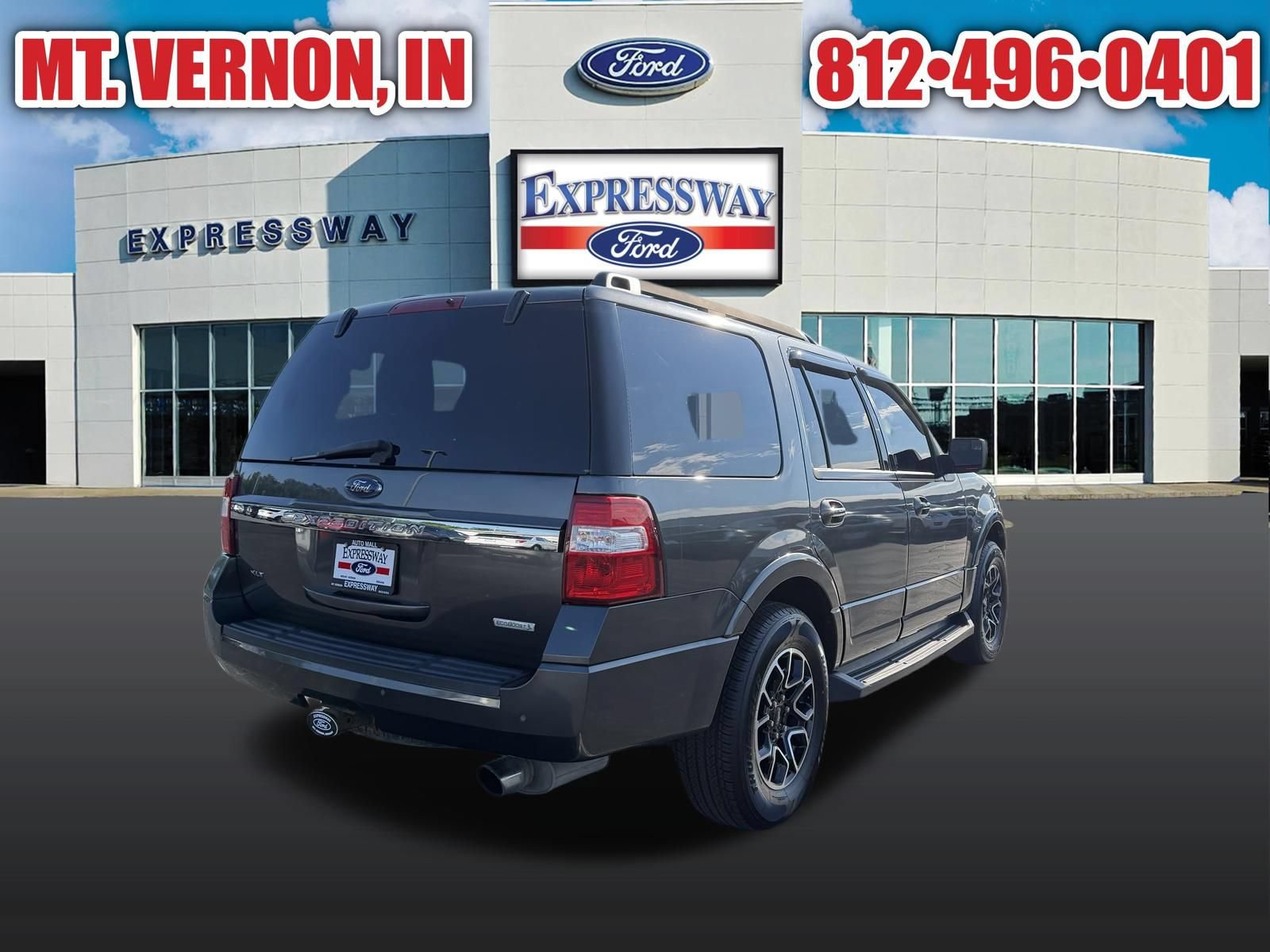 Used 2017 Ford Expedition XLT w/ Equipment Group 202A AWD/4WD image 6