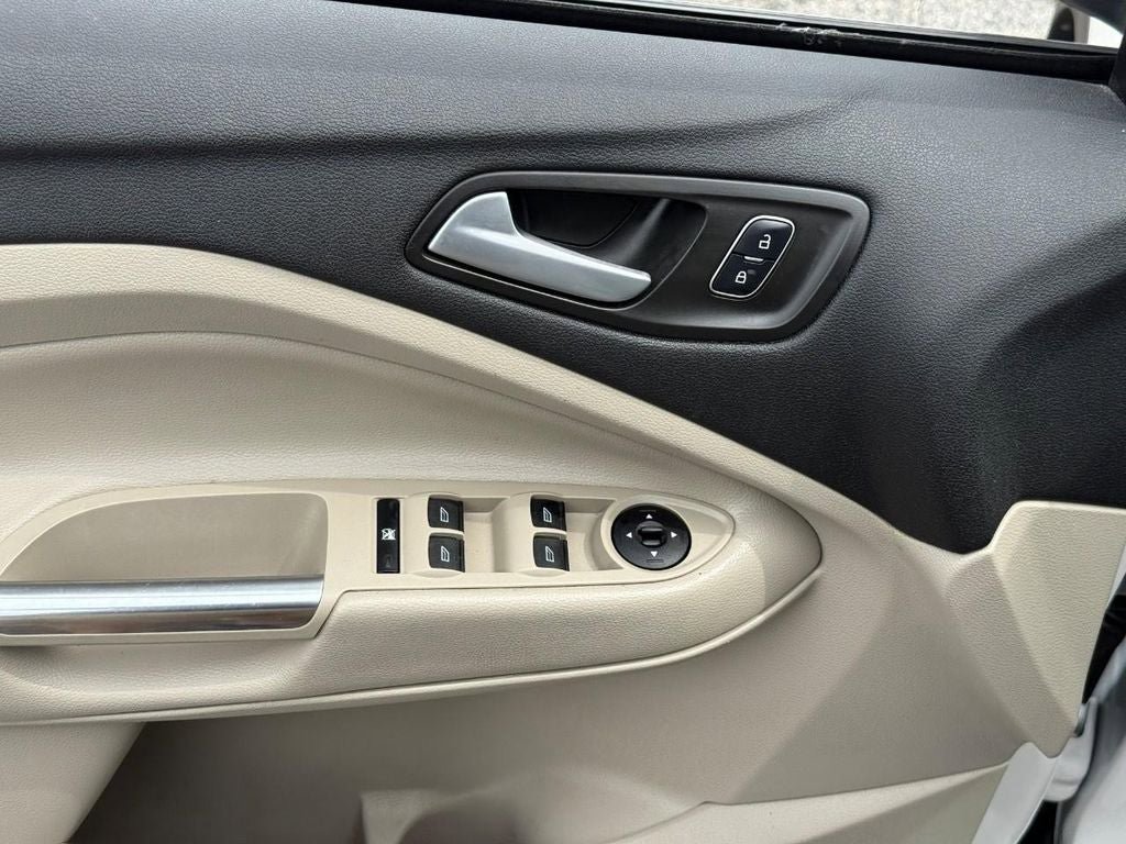 Used 2018 Ford Escape SEL FWD image 14
