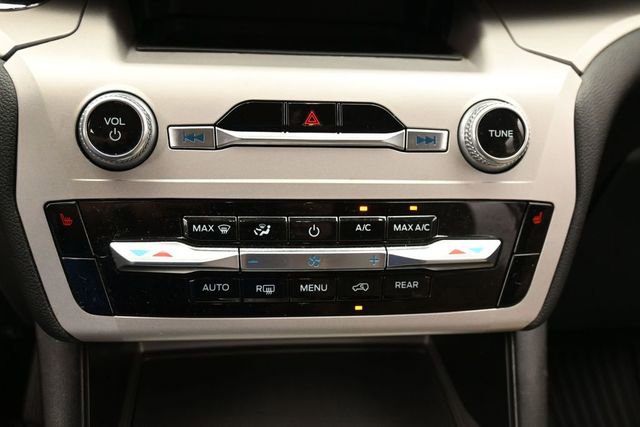 Certified 2023 Ford Explorer XLT AWD/4WD image 21