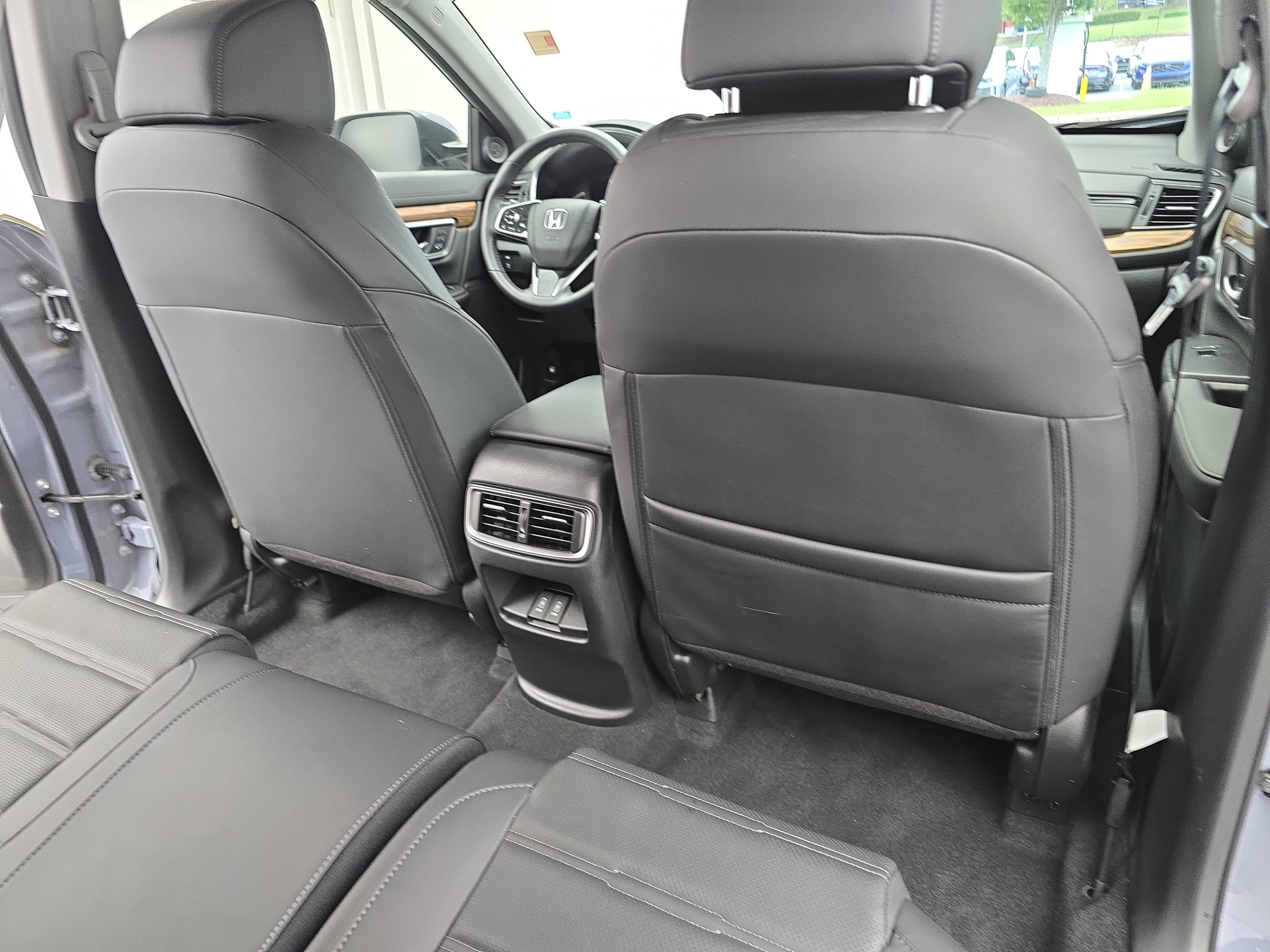Used 2021 Honda CR-V Touring image 11