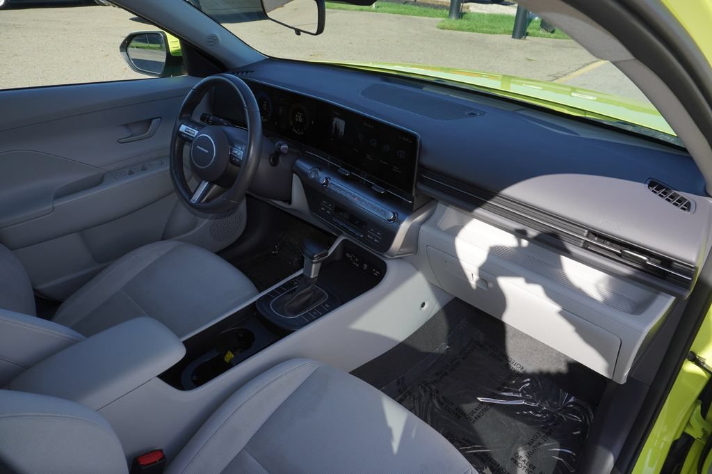 Used 2025 Hyundai Kona SEL FWD image 29