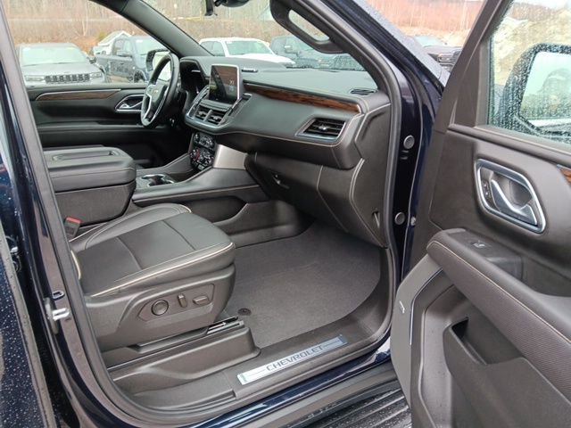 Used 2024 Chevrolet Tahoe Premier AWD/4WD image 54