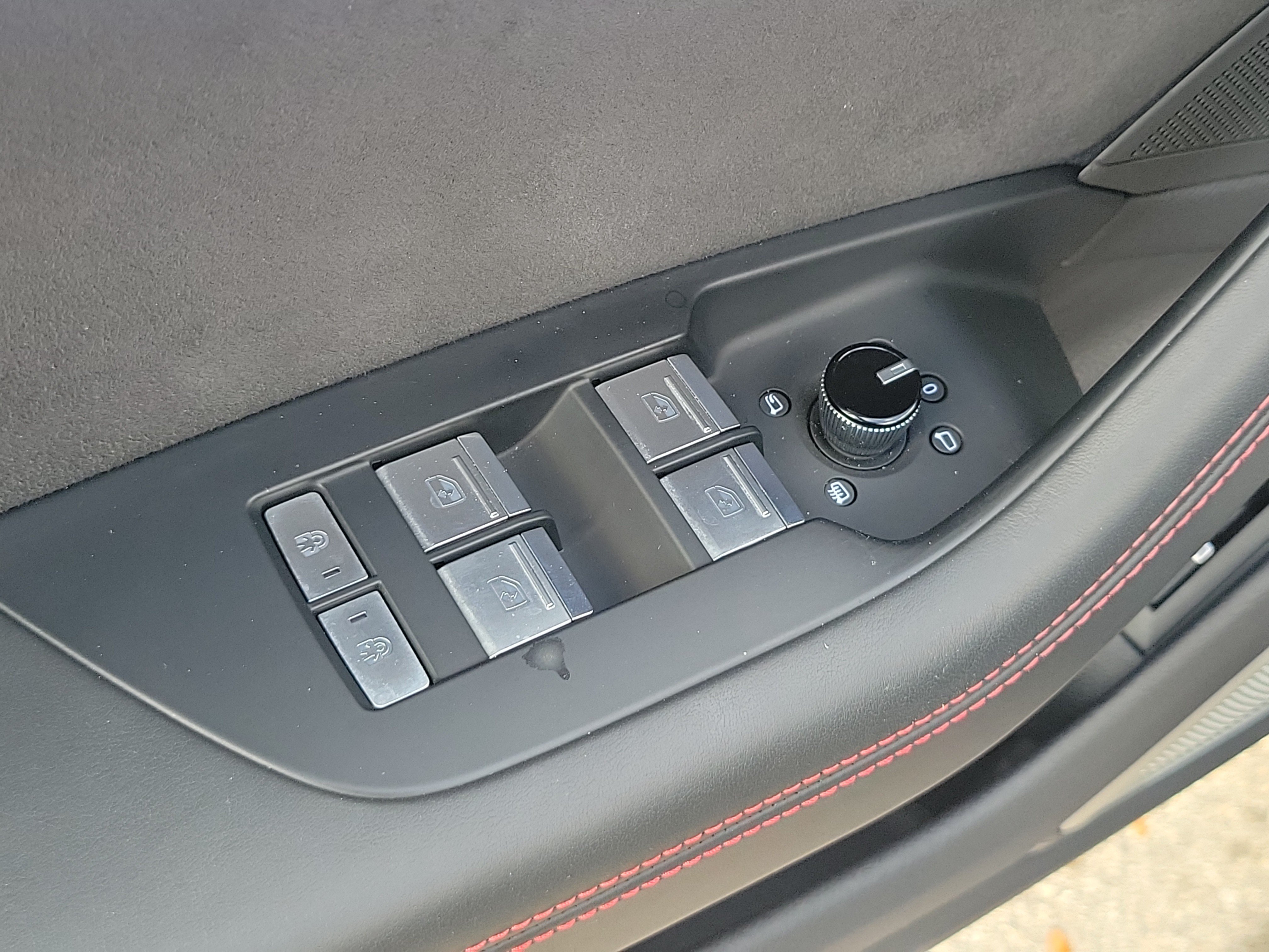 Used 2022 Audi RS 6 AWD/4WD image 18