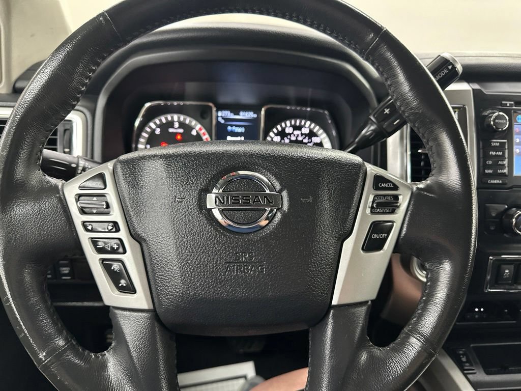 Used 2017 Nissan Titan SV RWD image 41